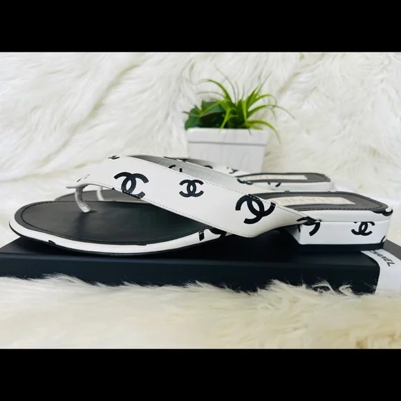 Chanel Logo Thong Sandals